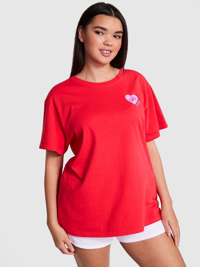 Oversized red 2024 t shirt